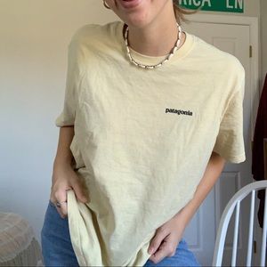 Men’s L Patagonia Baby Yellow Tee Oversized